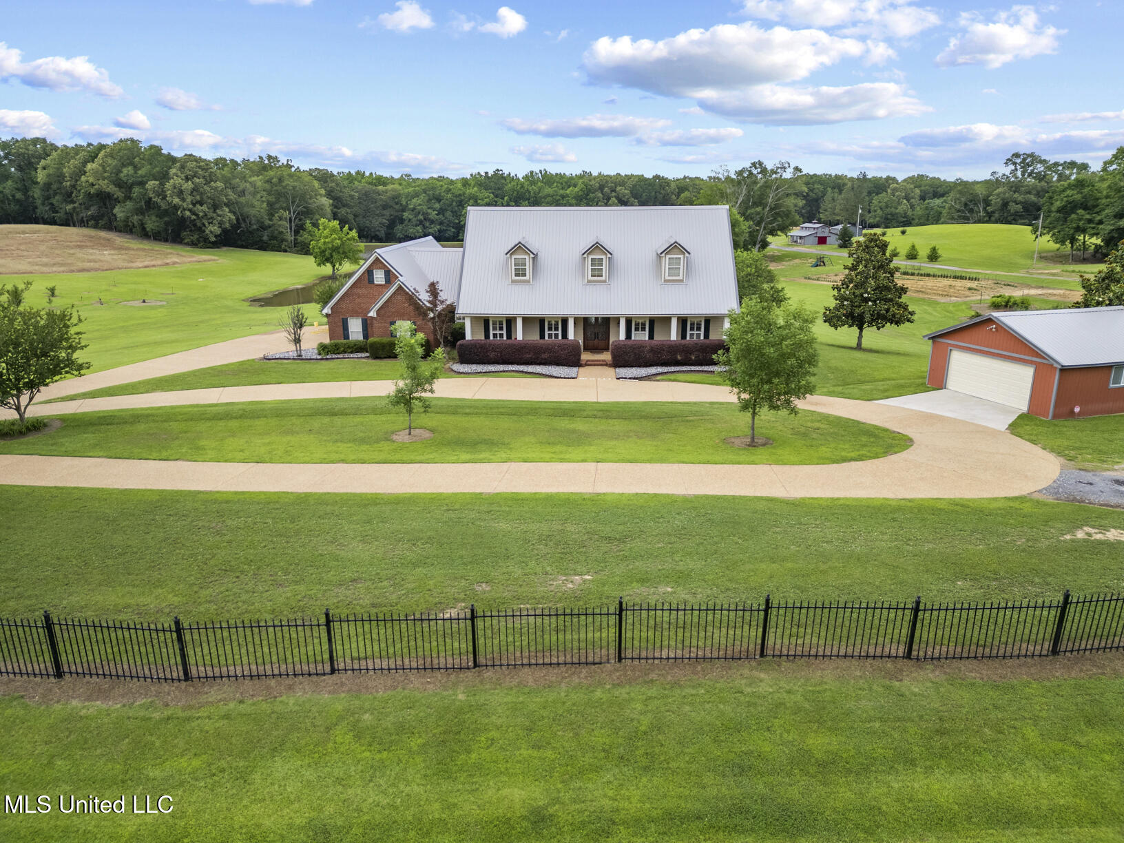 1600 Wright Road, Raymond, Mississippi image 4