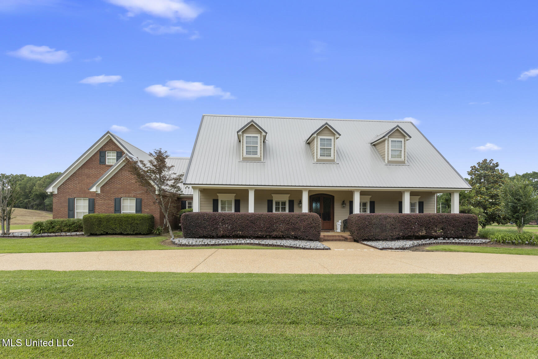 1600 Wright Road, Raymond, Mississippi image 2