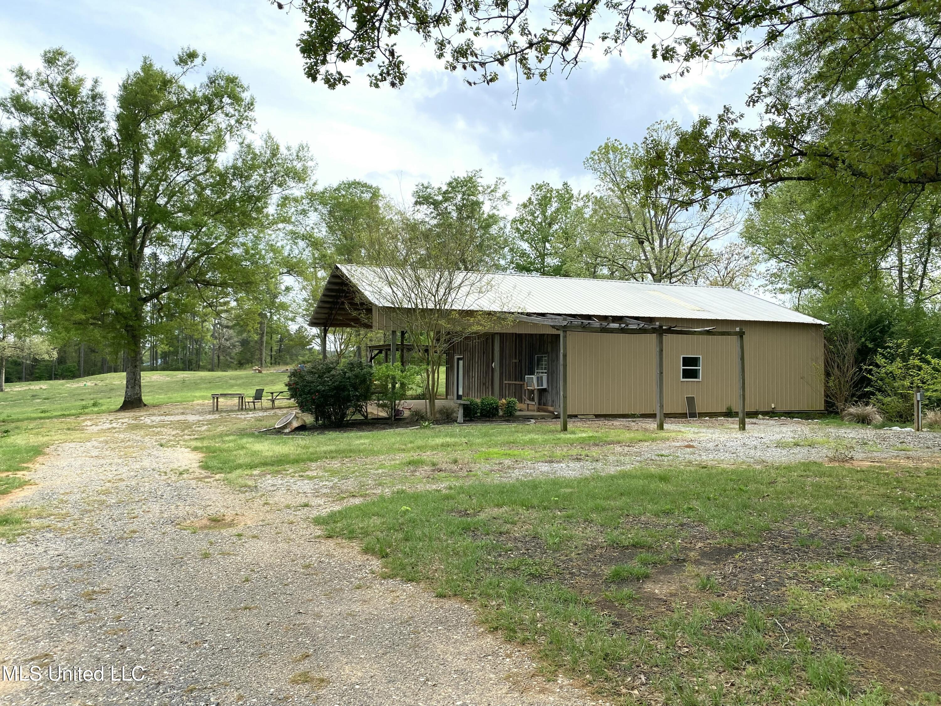 96 R C Road, Conehatta, Mississippi image 5