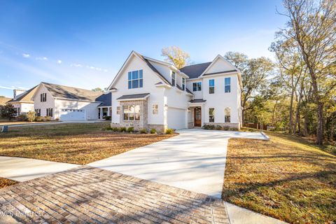 Single Family Residence in Ocean Springs MS 208 Bluff Cove.jpg