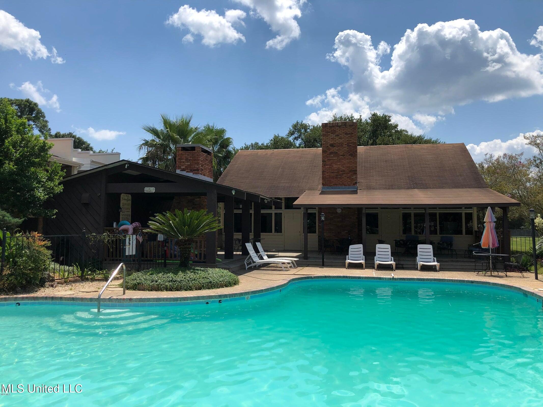 2501 Gulf Avenue #22, Gulfport, Mississippi image 29