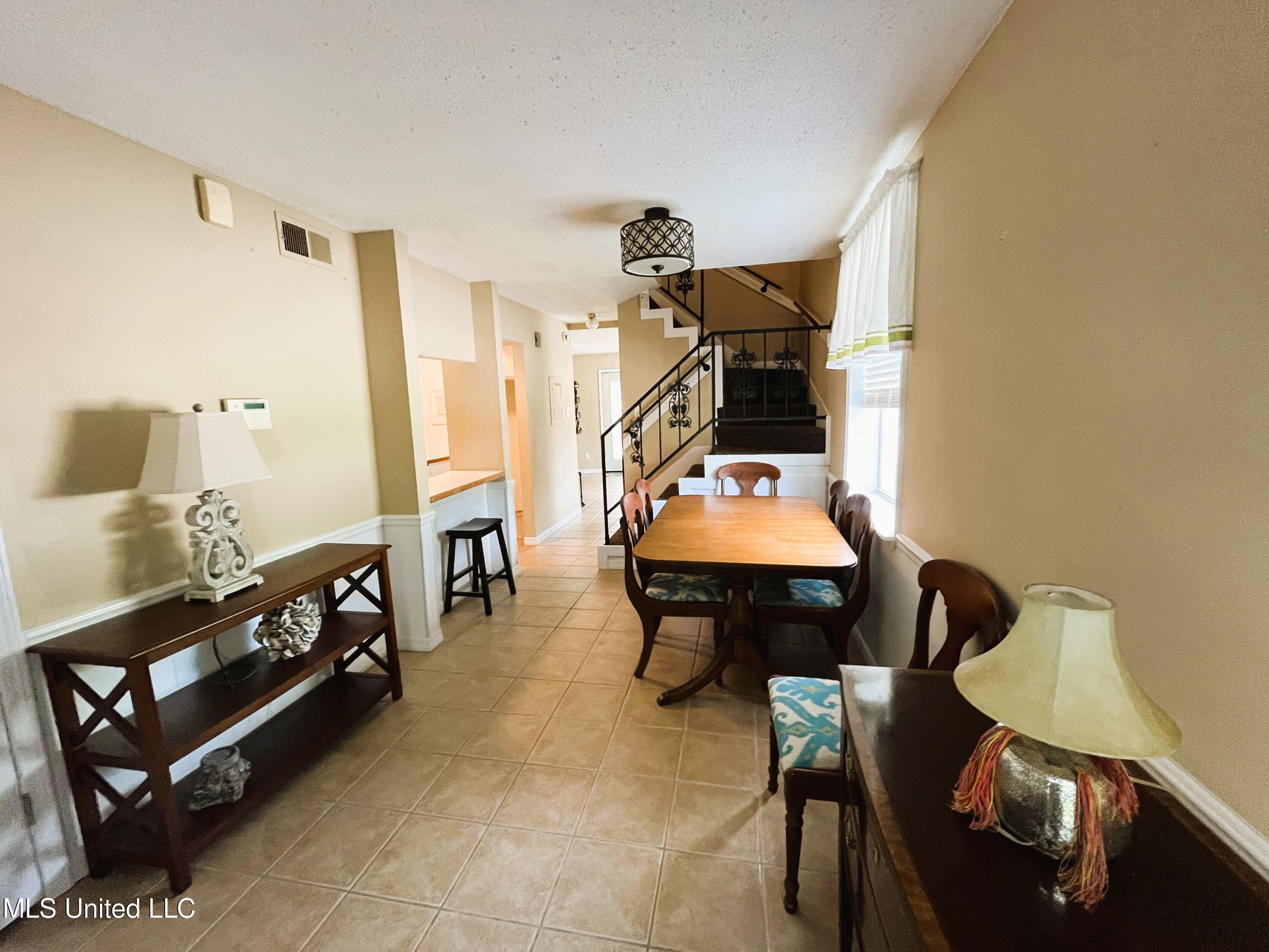 2501 Gulf Avenue #22, Gulfport, Mississippi image 4