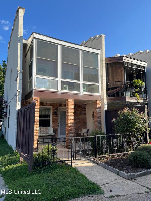 Condo For Sale - 2501 Gulf Avenue<br/> Gulfport, MS 39501