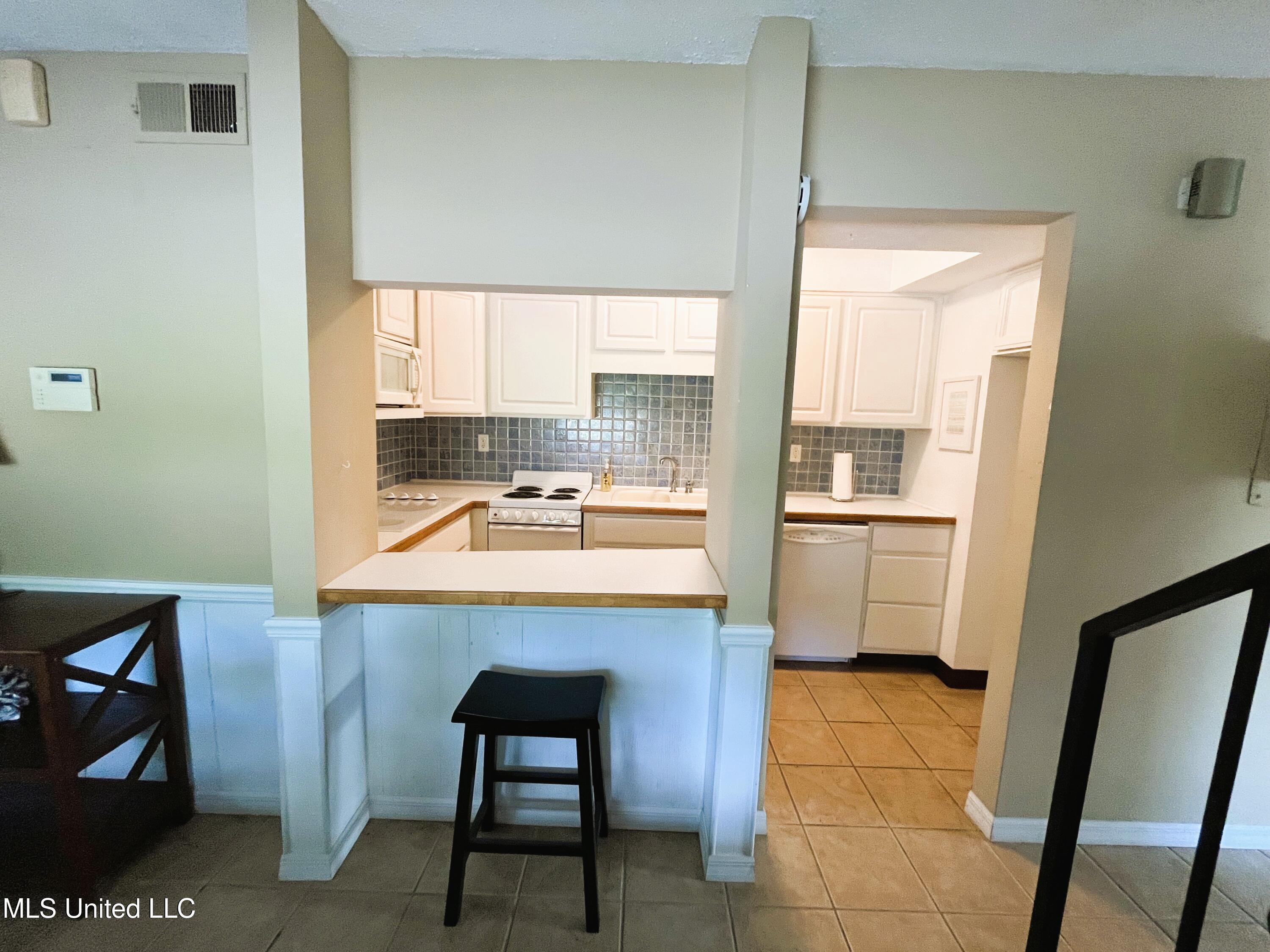 2501 Gulf Avenue #22, Gulfport, Mississippi image 8
