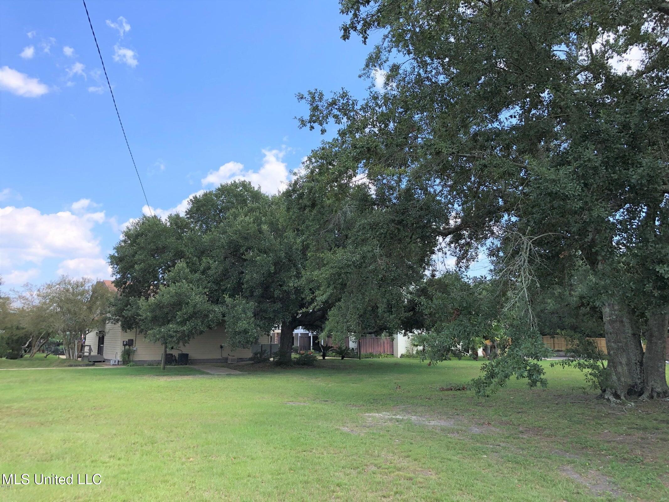 2501 Gulf Avenue #22, Gulfport, Mississippi image 25