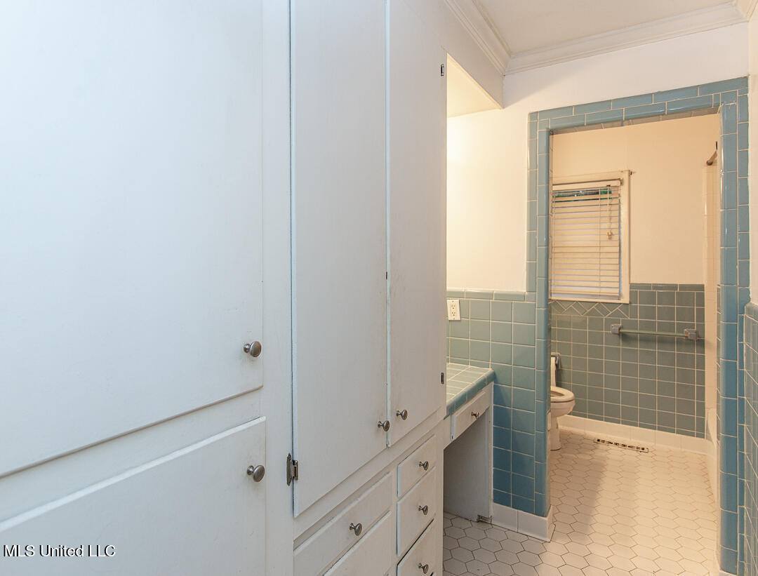 1777 Brecon Drive, Jackson, Mississippi image 32