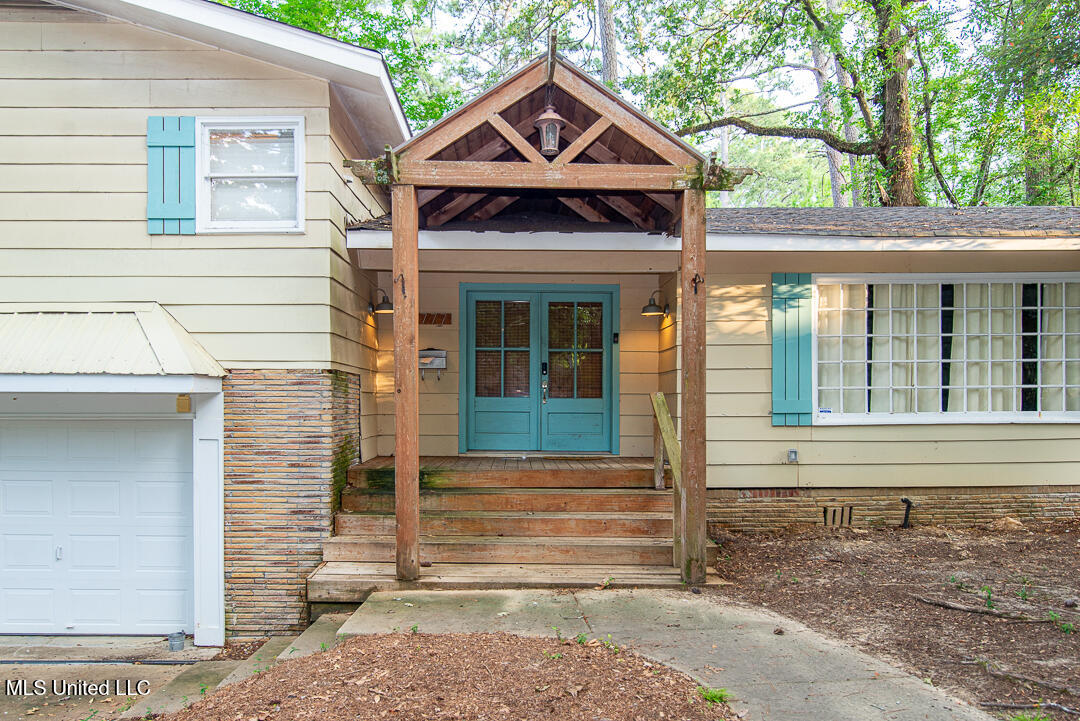 1777 Brecon Drive, Jackson, Mississippi image 4