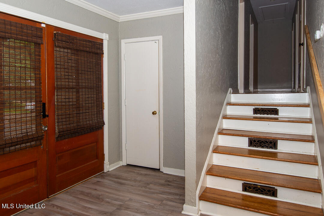 1777 Brecon Drive, Jackson, Mississippi image 5