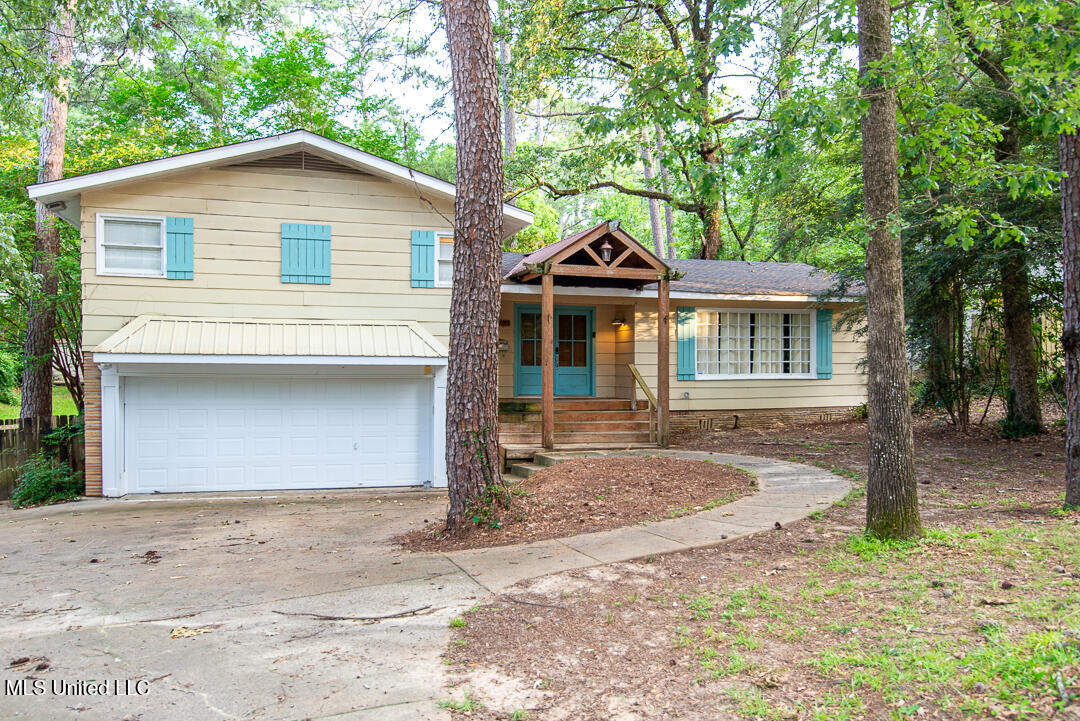 1777 Brecon Drive, Jackson, Mississippi image 1
