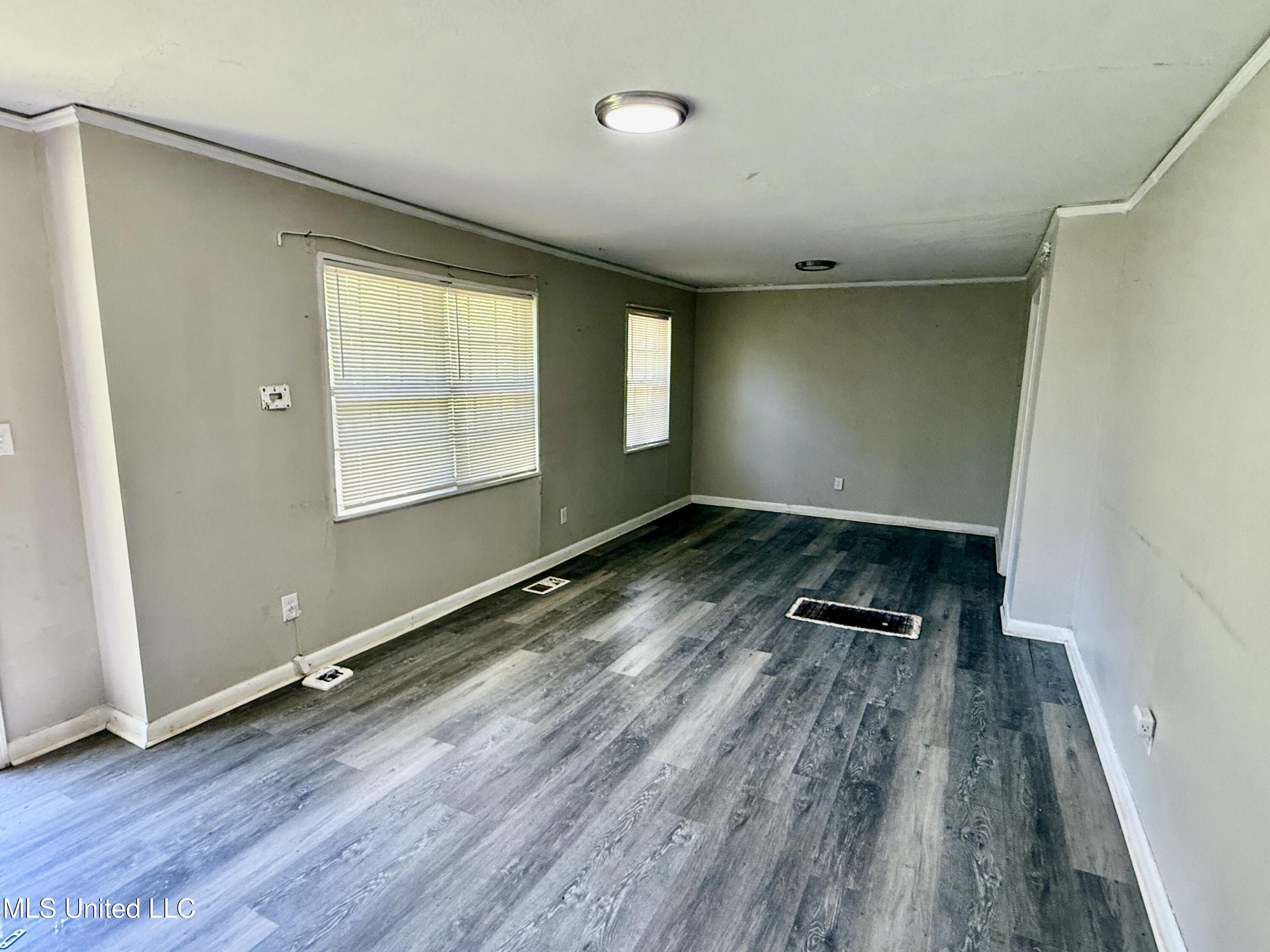 1729 Gibralter Drive, Jackson, Mississippi image 4