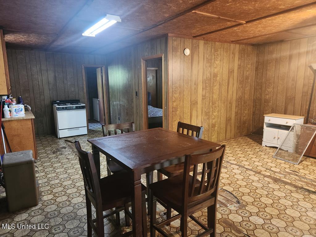 1015 Hubert Lane, Hazlehurst, Mississippi image 15