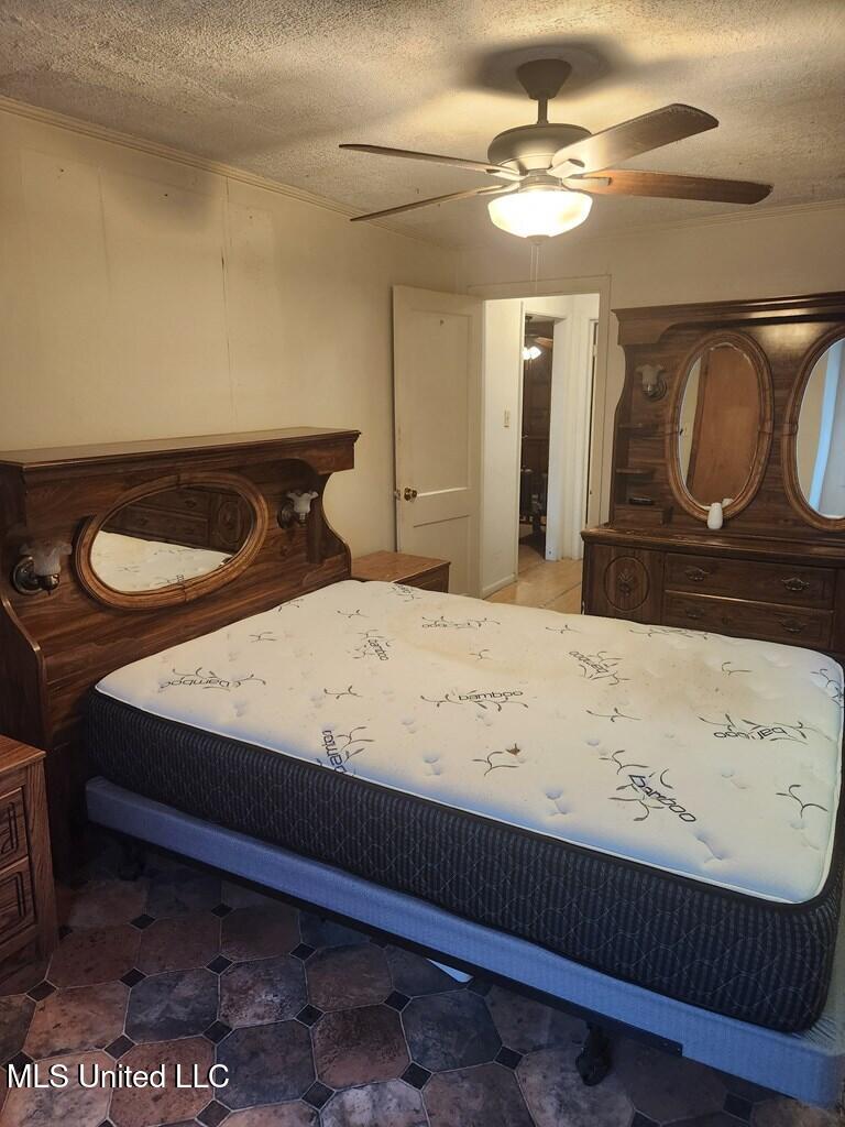1015 Hubert Lane, Hazlehurst, Mississippi image 8