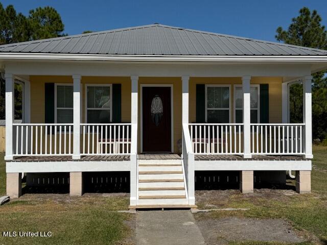 715 Union Street, Bay Saint Louis, Mississippi image 2