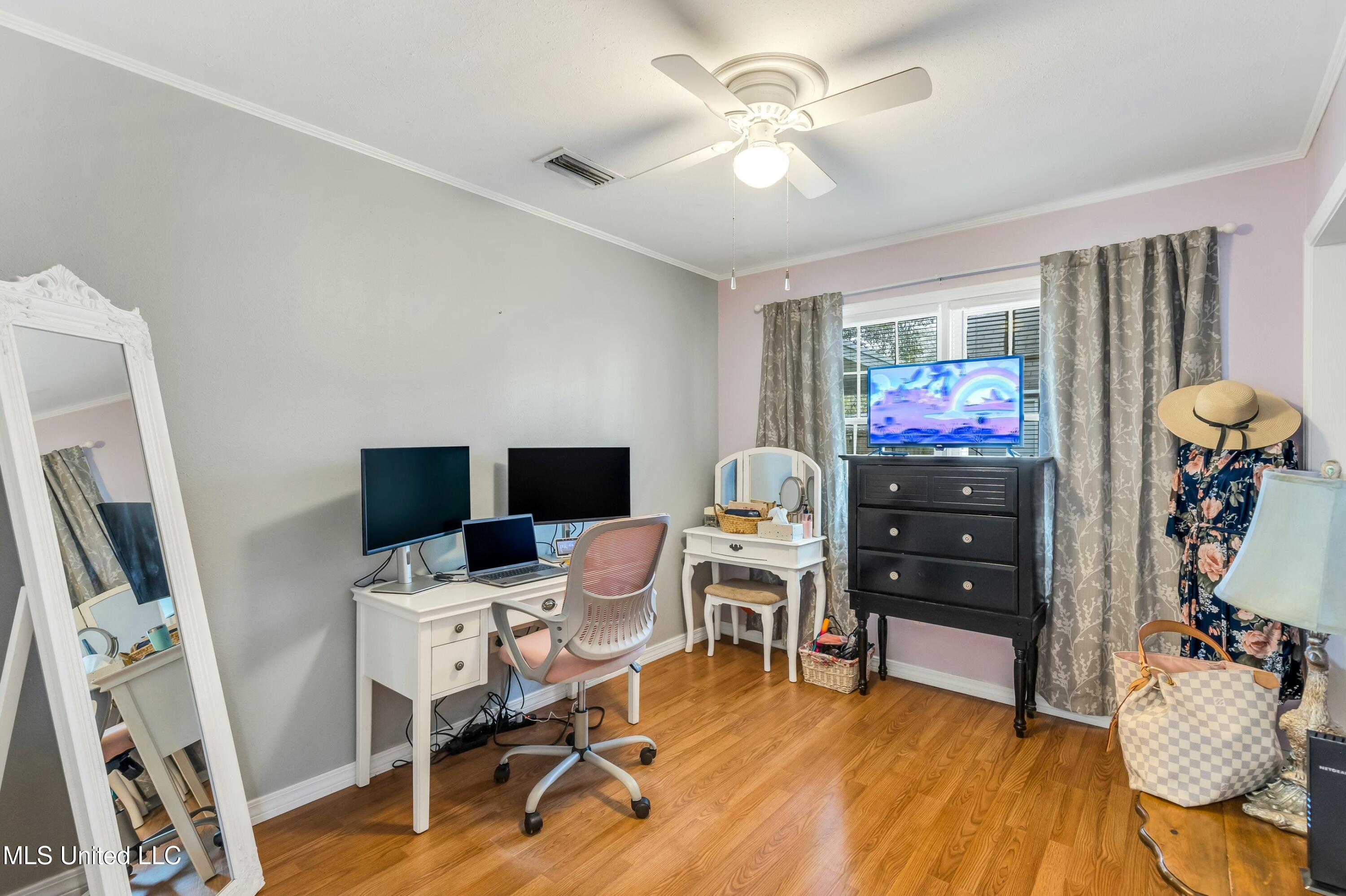 2303 Dogwood Street, Pascagoula, Mississippi image 17
