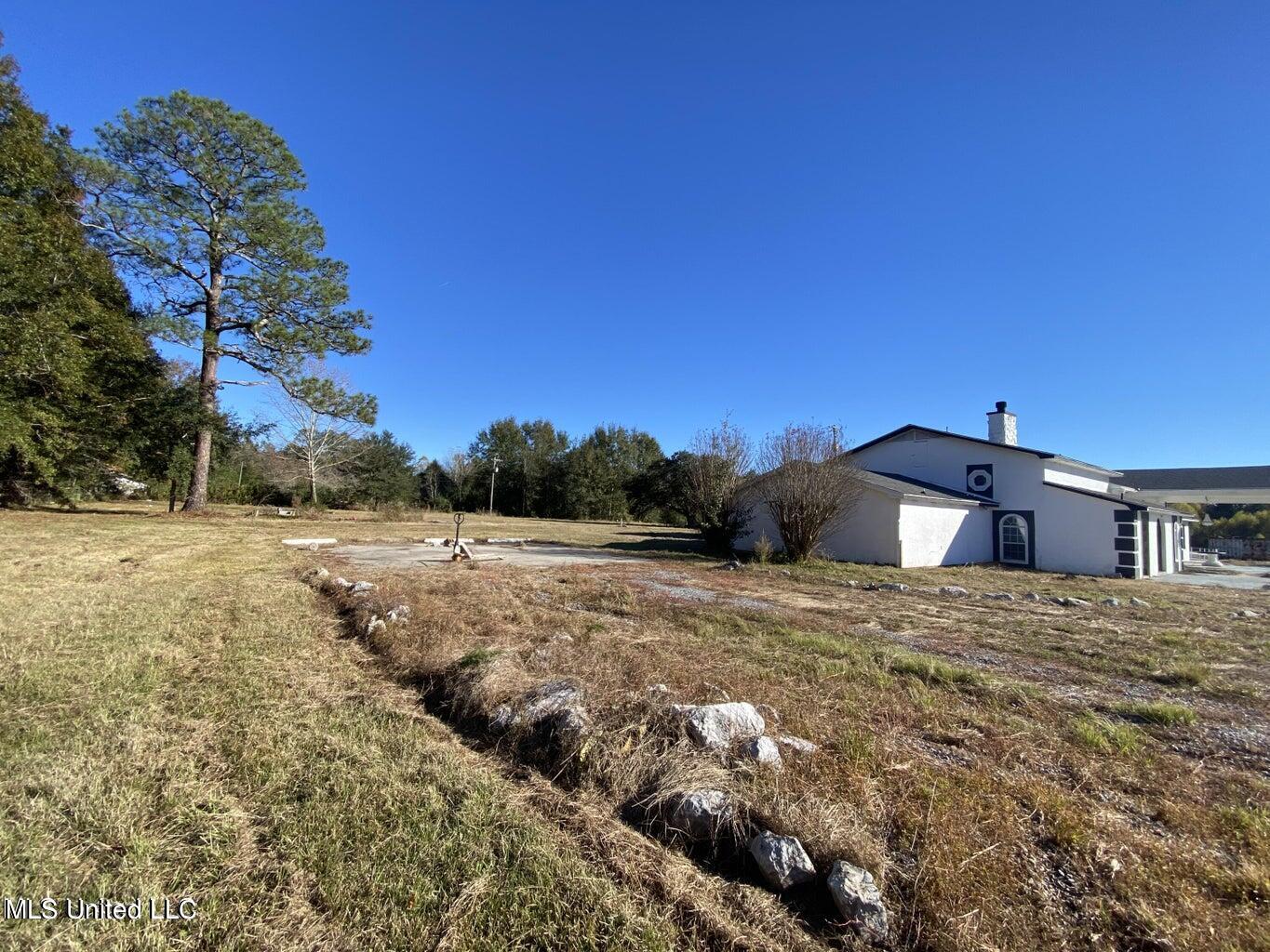 18315 Landon Road, Gulfport, Mississippi image 6