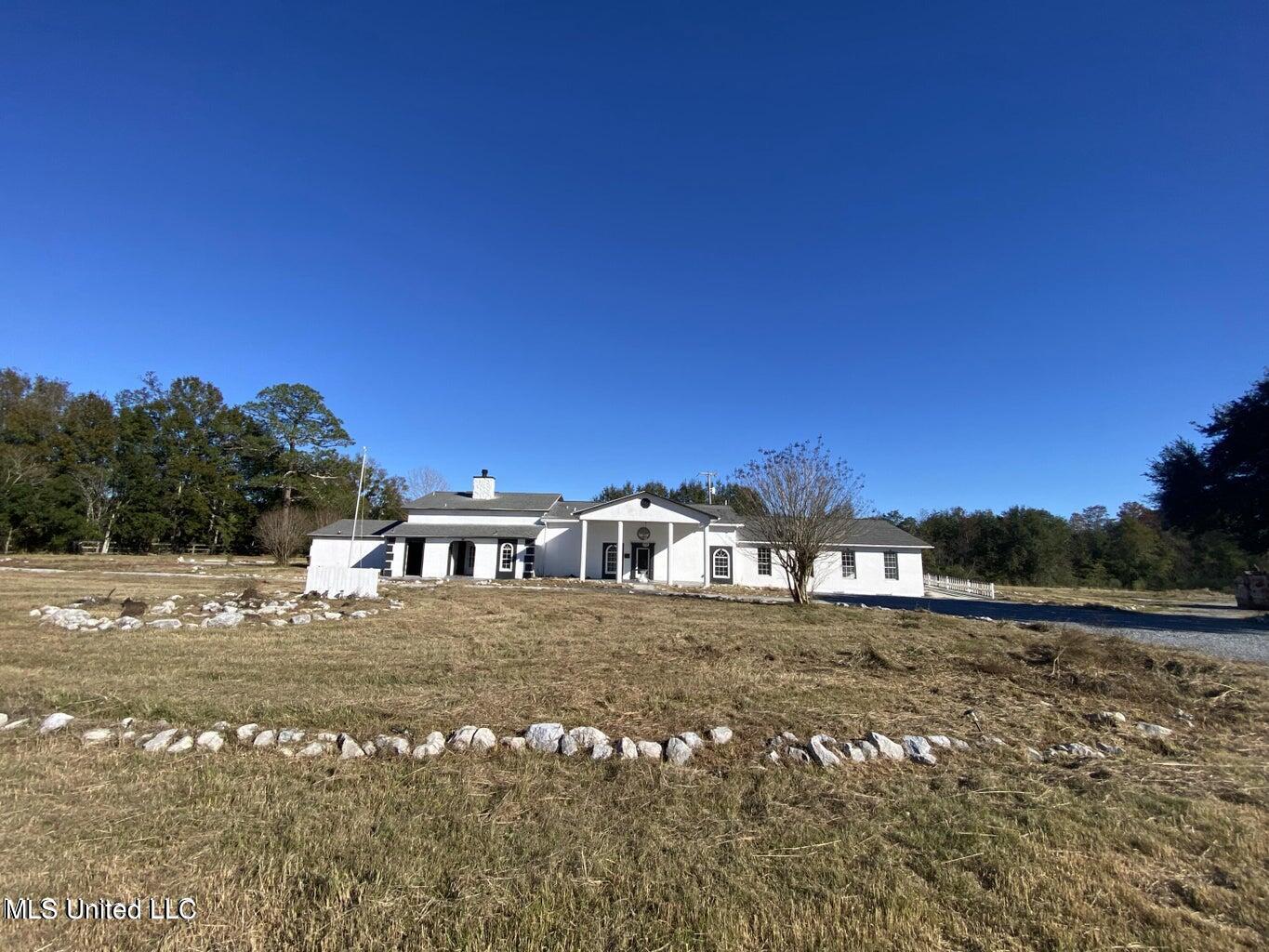 18315 Landon Road, Gulfport, Mississippi image 1