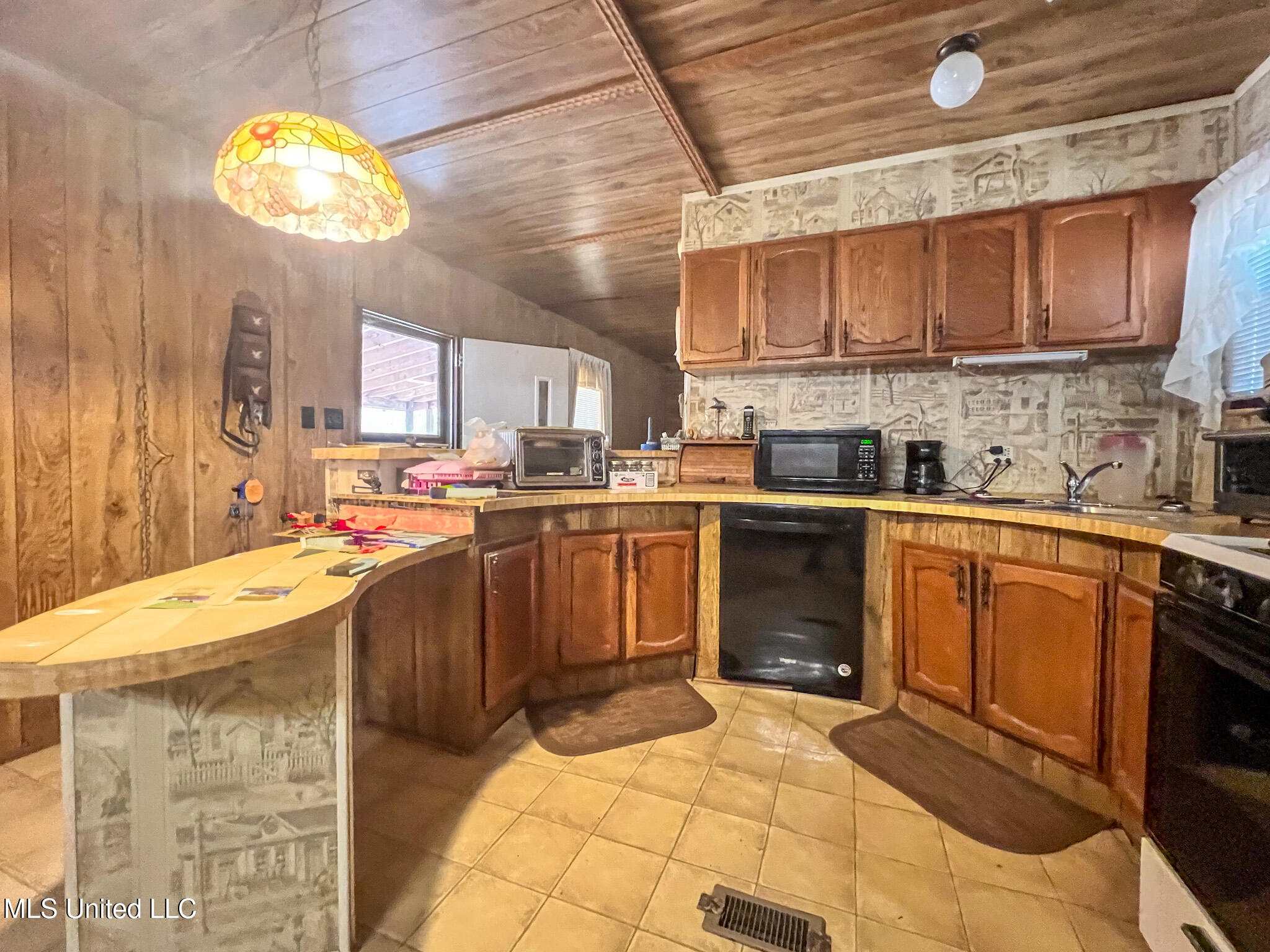 315 Lafferty Road, Batesville, Mississippi image 10