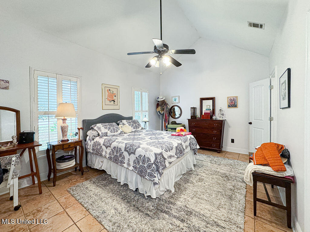 210 Bay Oaks Drive, Bay Saint Louis, Mississippi image 16