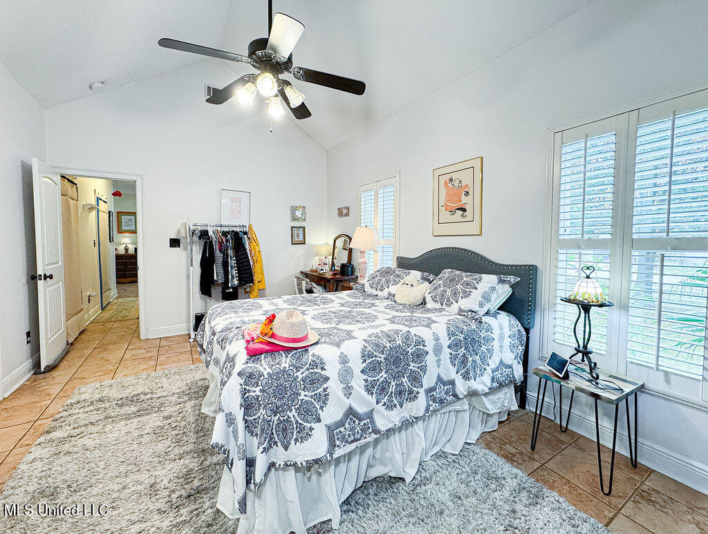 210 Bay Oaks Drive, Bay Saint Louis, Mississippi image 11