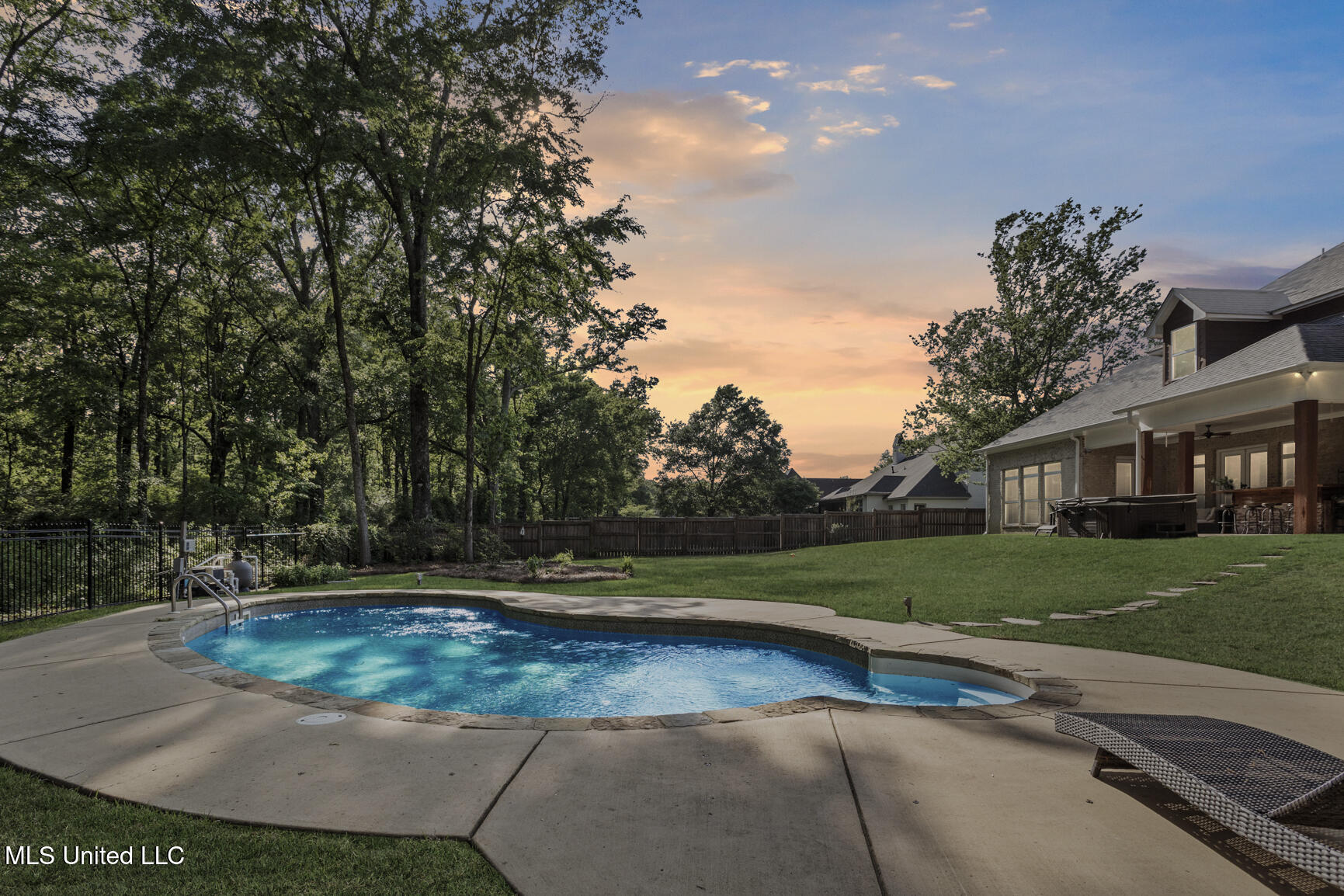 810 Beaumont Drive, Madison, Mississippi image 49