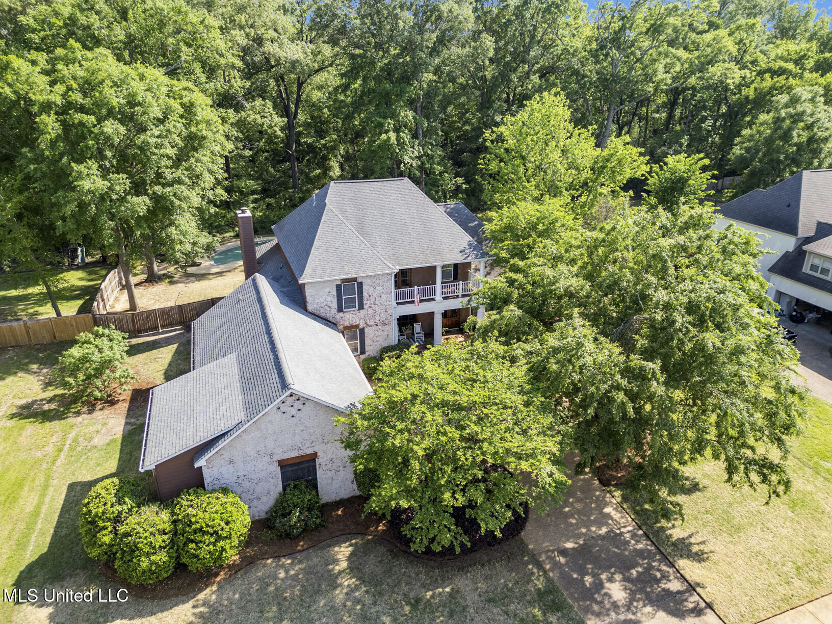 810 Beaumont Drive, Madison, Mississippi image 2