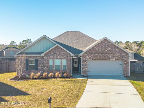 Homes For Sale - 9356 Goldfinch Court<br/> Biloxi, MS 39532