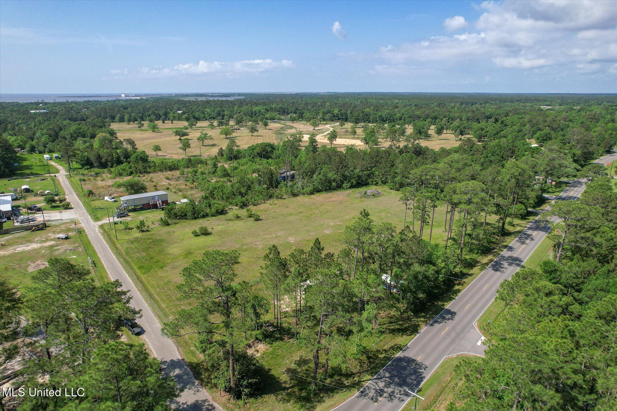 5610 Lower Bay Road, Bay Saint Louis, Mississippi image 26