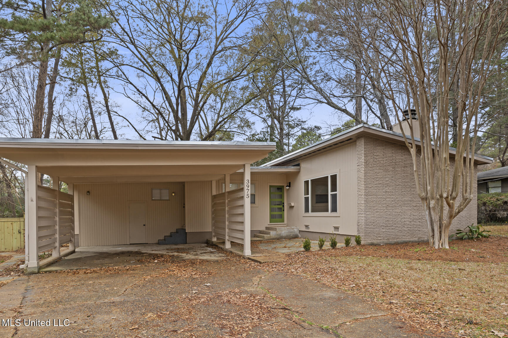 3975 Roxbury Road, Jackson, Mississippi image 2