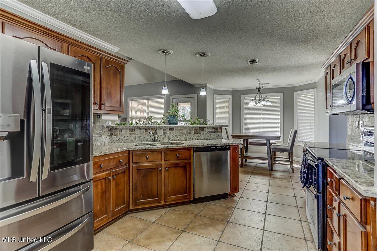 53 W Pebble Creek Cove, Hernando, Mississippi image 15
