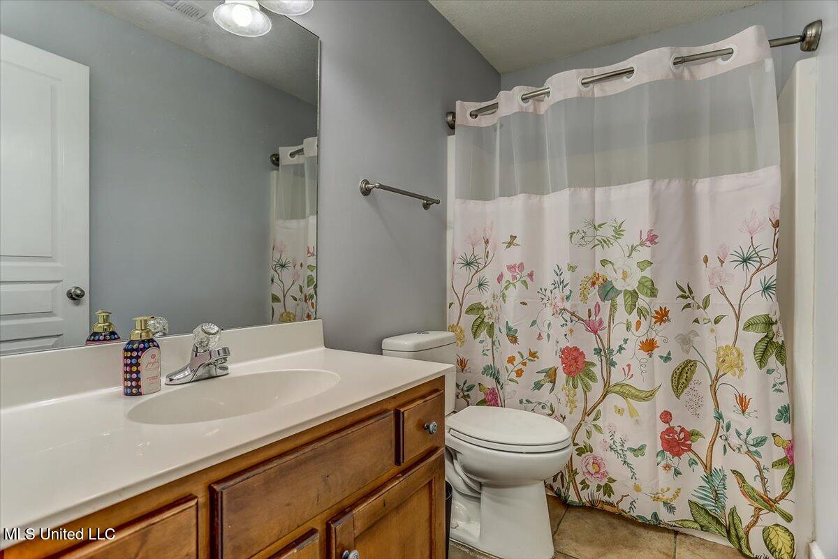 53 W Pebble Creek Cove, Hernando, Mississippi image 31