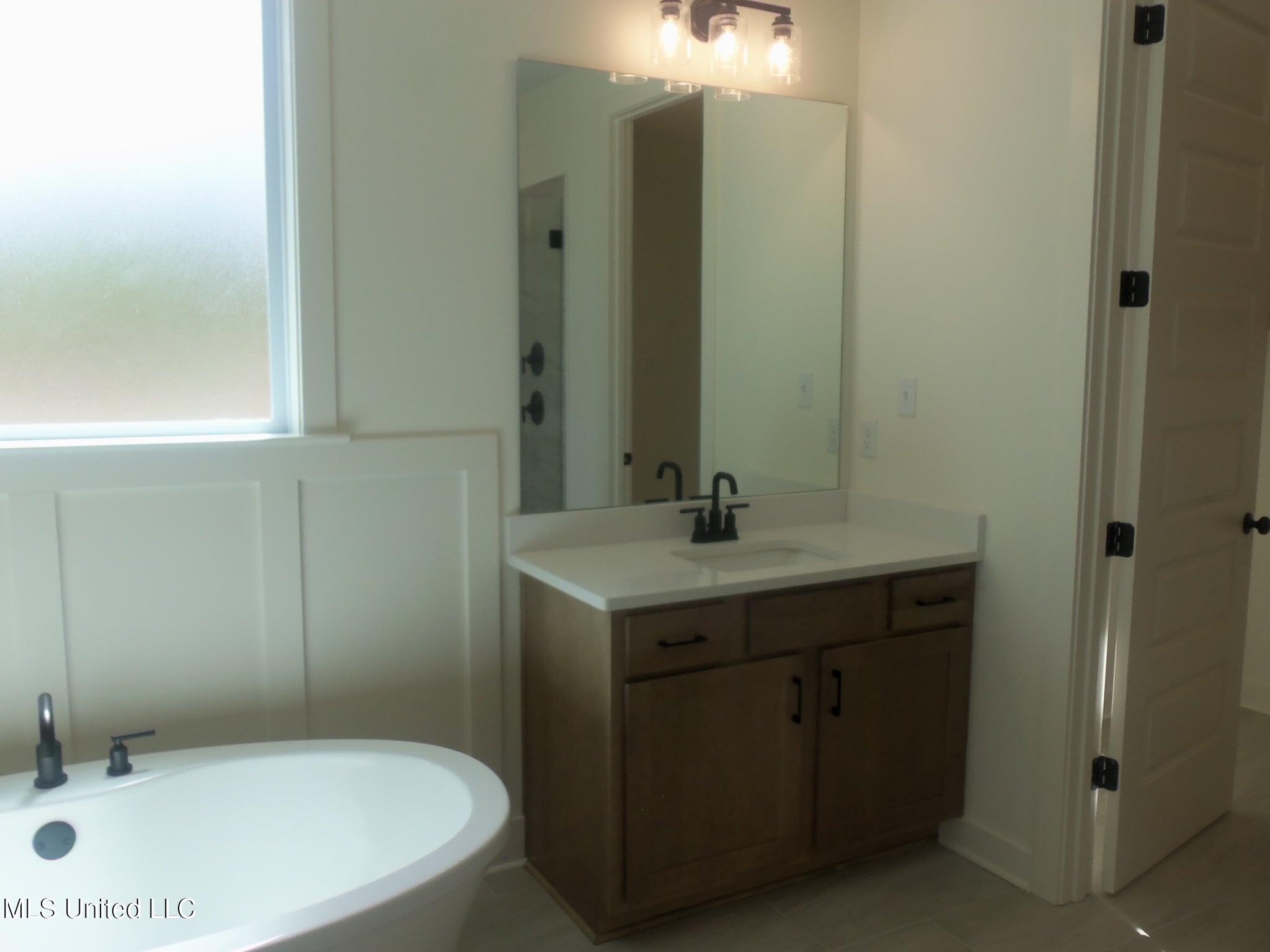 3364 Blooming Grove Road, Olive Branch, Mississippi image 28