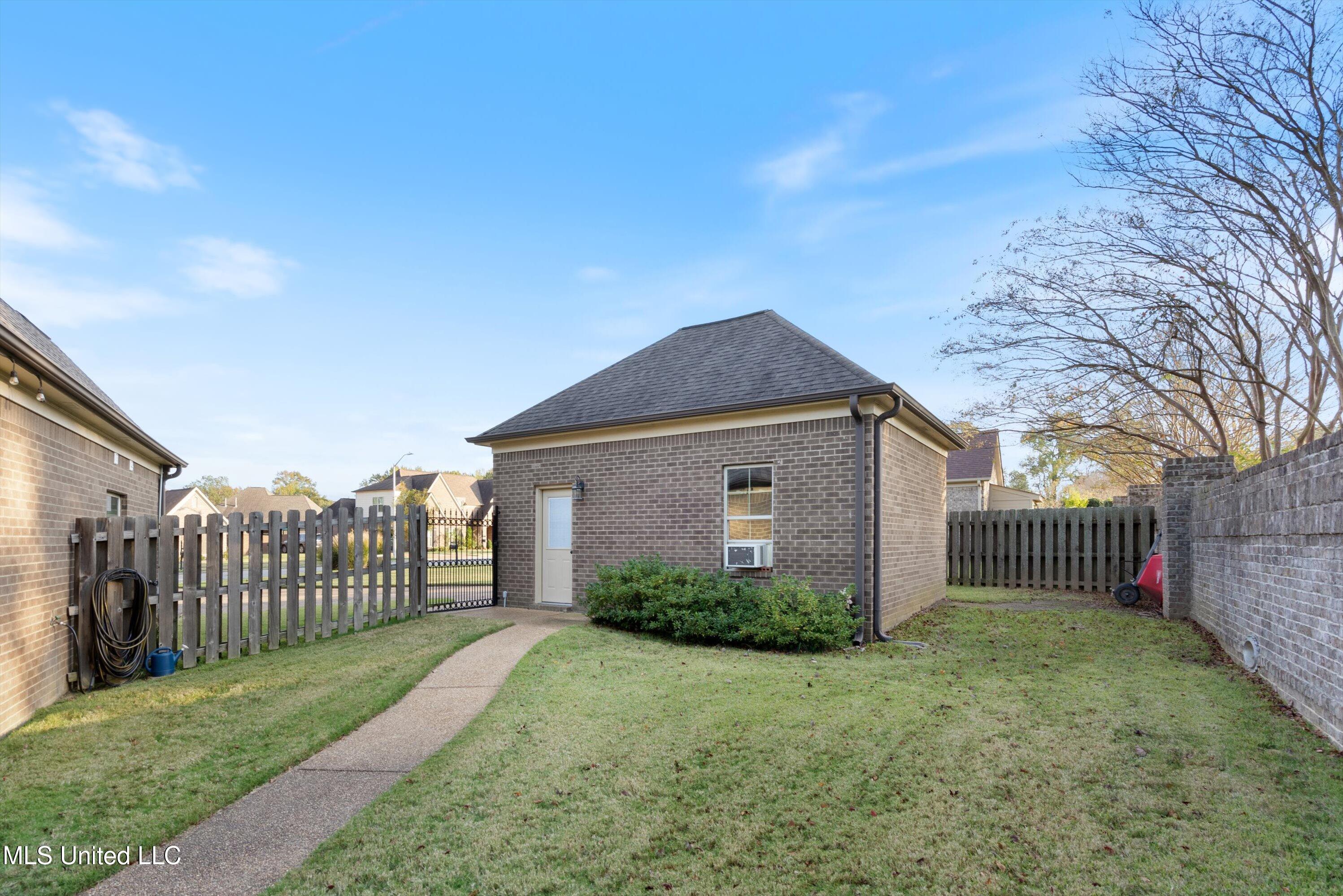 6829 Monica Lane, Olive Branch, Mississippi image 33