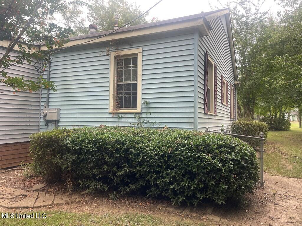 1413 N Jackson Street, Brookhaven, Mississippi image 7