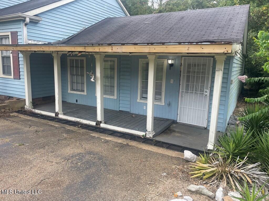 1413 N Jackson Street, Brookhaven, Mississippi image 3