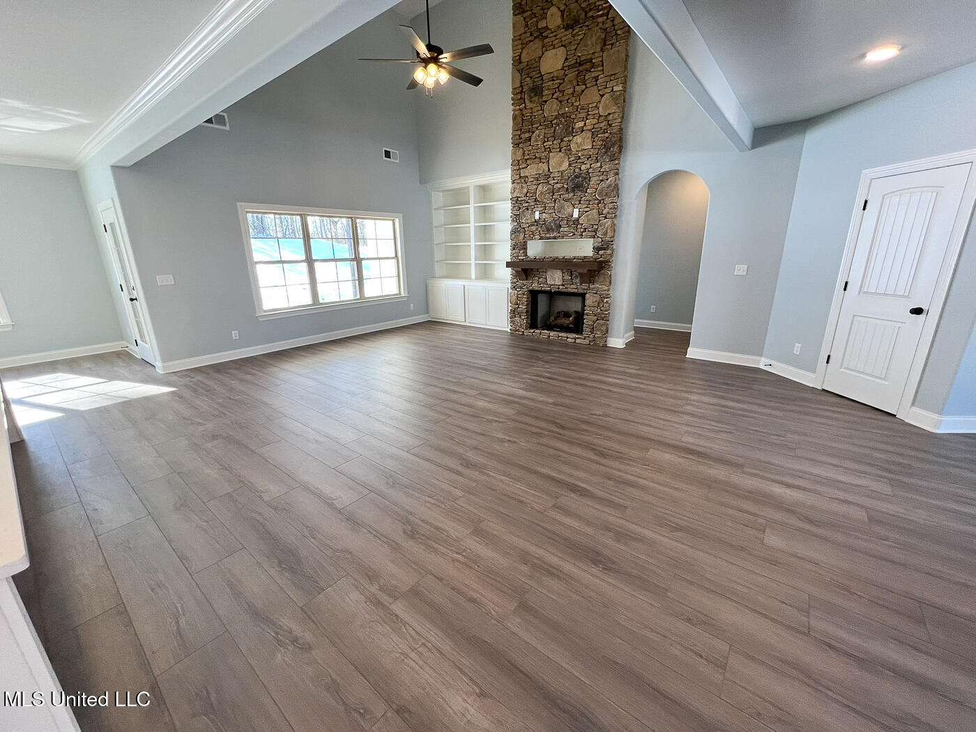 11317 Vickis Lane, Olive Branch, Mississippi image 13