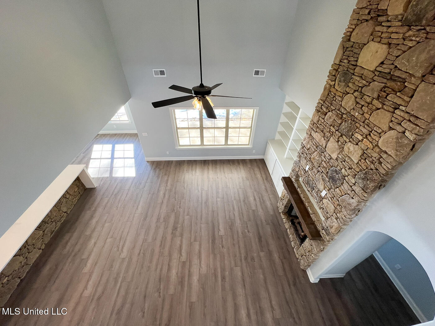 11317 Vickis Lane, Olive Branch, Mississippi image 10