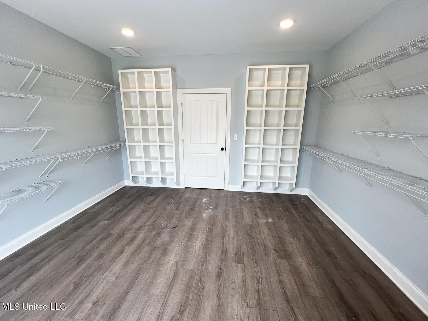 11317 Vickis Lane, Olive Branch, Mississippi image 41