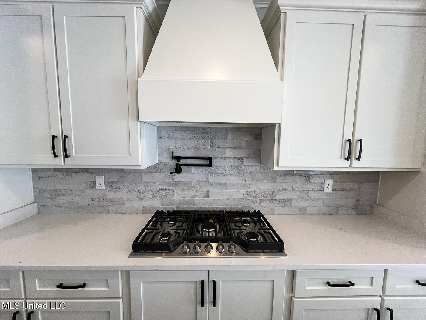 11317 Vickis Lane, Olive Branch, Mississippi image 25