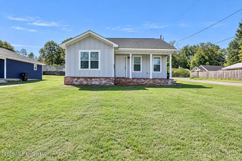 Homes For Sale - 50 Plum Street<br/> Lucedale, MS 39452