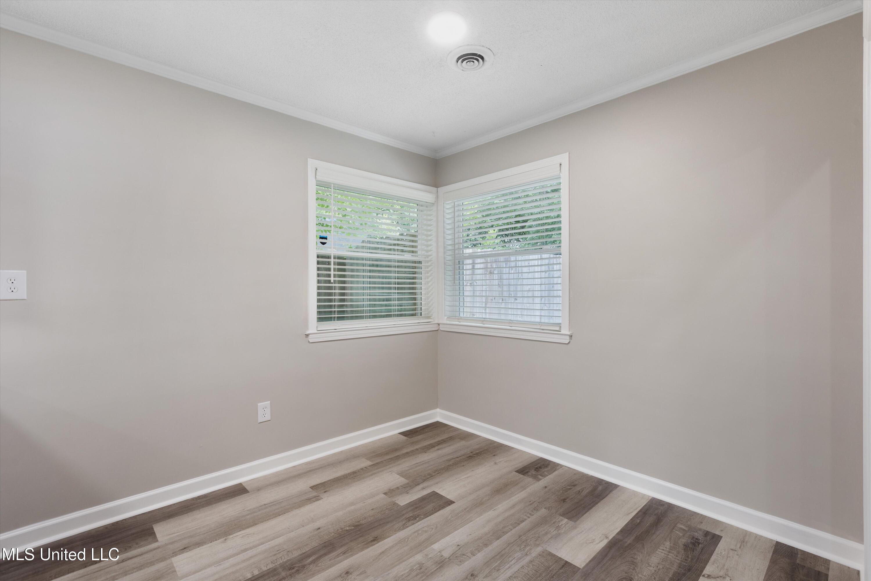 830 Pinestone Place, Southaven, Mississippi image 9