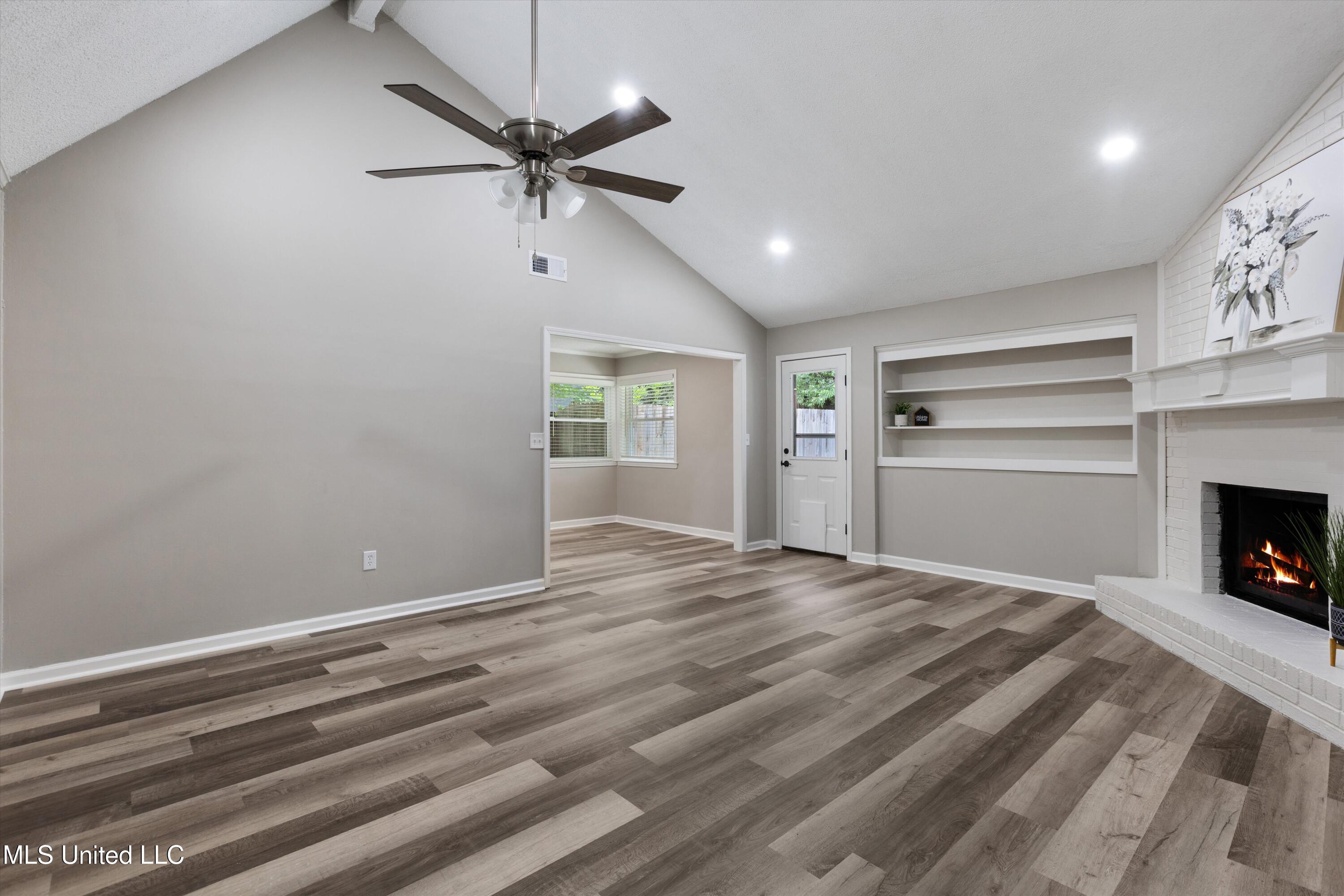 830 Pinestone Place, Southaven, Mississippi image 6