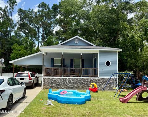 Homes For Sale - 6088 E Hinds Street<br/> Hancock County, Bay Saint Louis, MS 39520