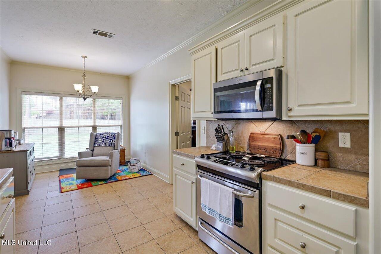 103 Richmond Way, Canton, Mississippi image 10