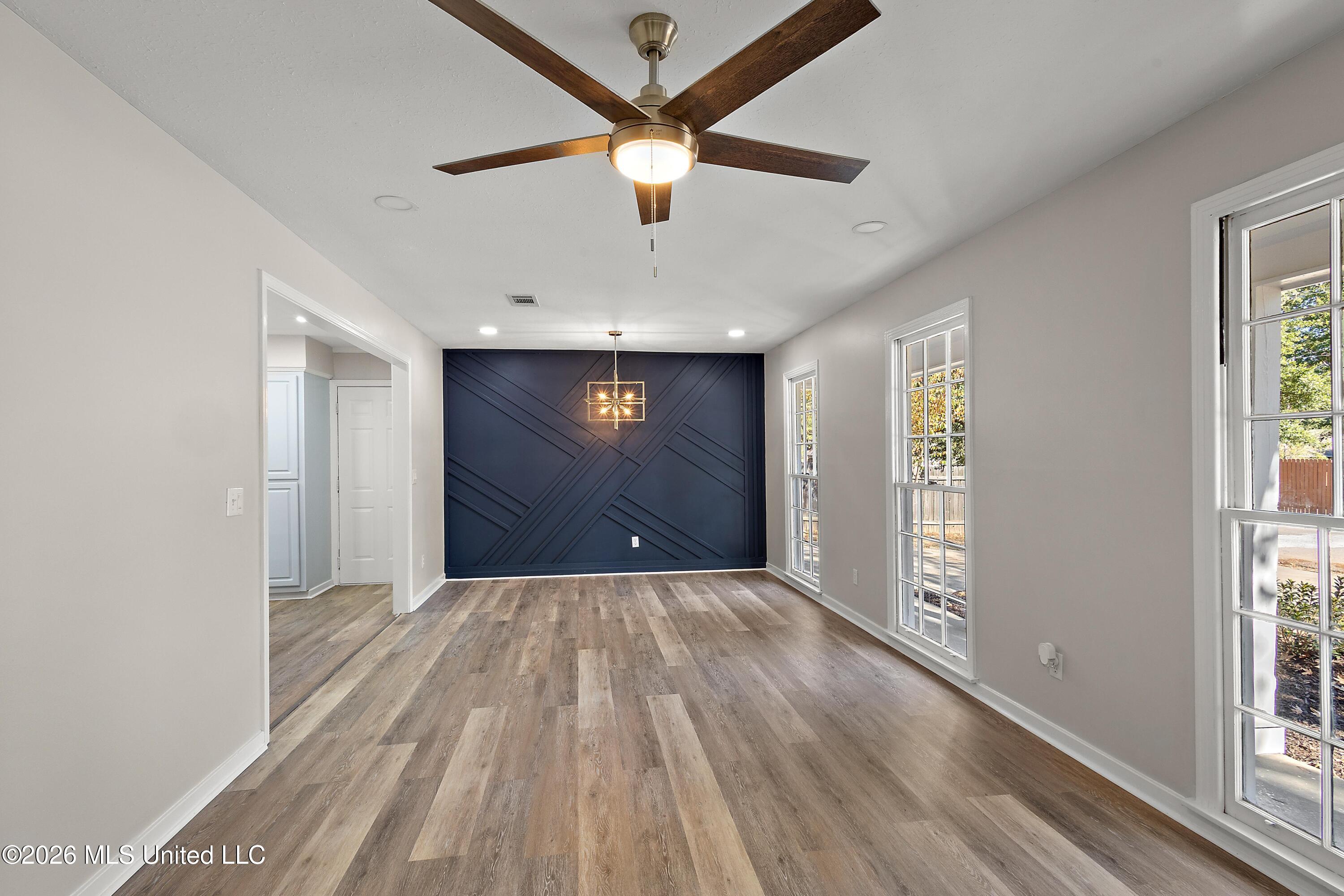 1404 Plantation Boulevard