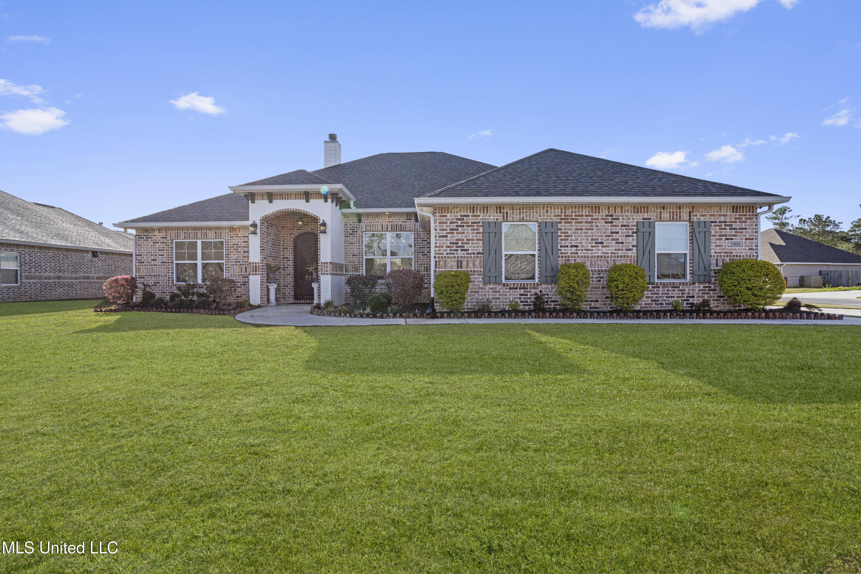 2900 Harder Road, Ocean Springs, Mississippi image 5