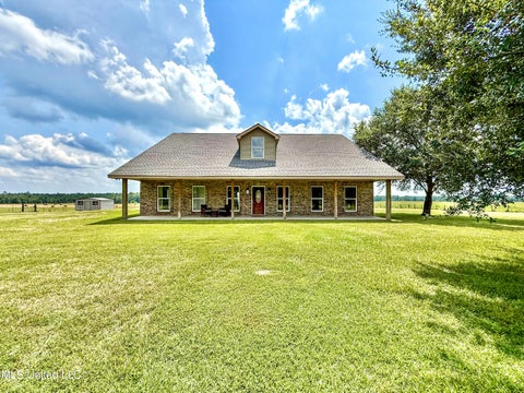 Homes For Sale - 5121 Jordan Road<br/> Perkinston, MS 39573