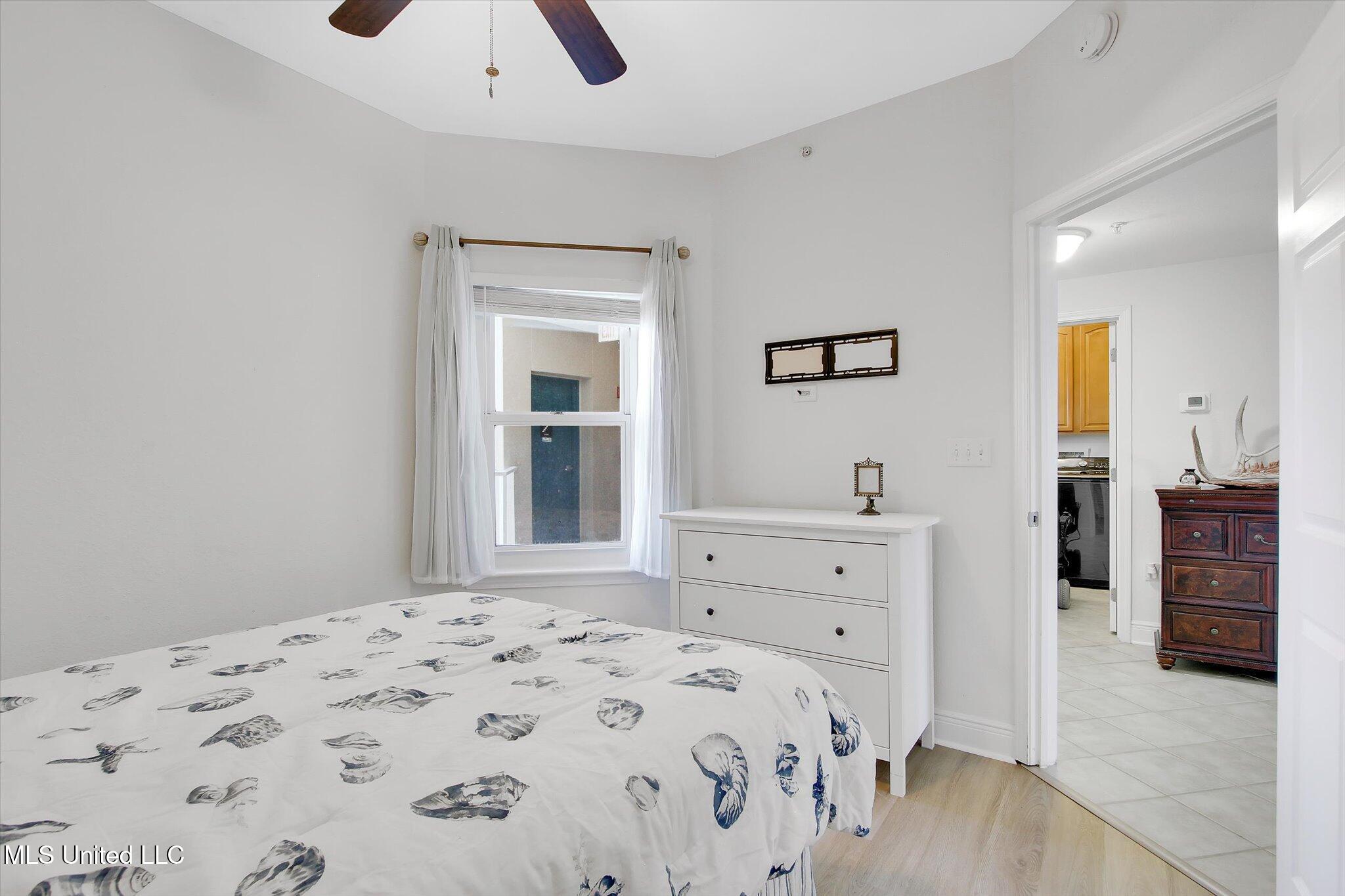 2668 Beach Boulevard #1405, Biloxi, Mississippi image 39
