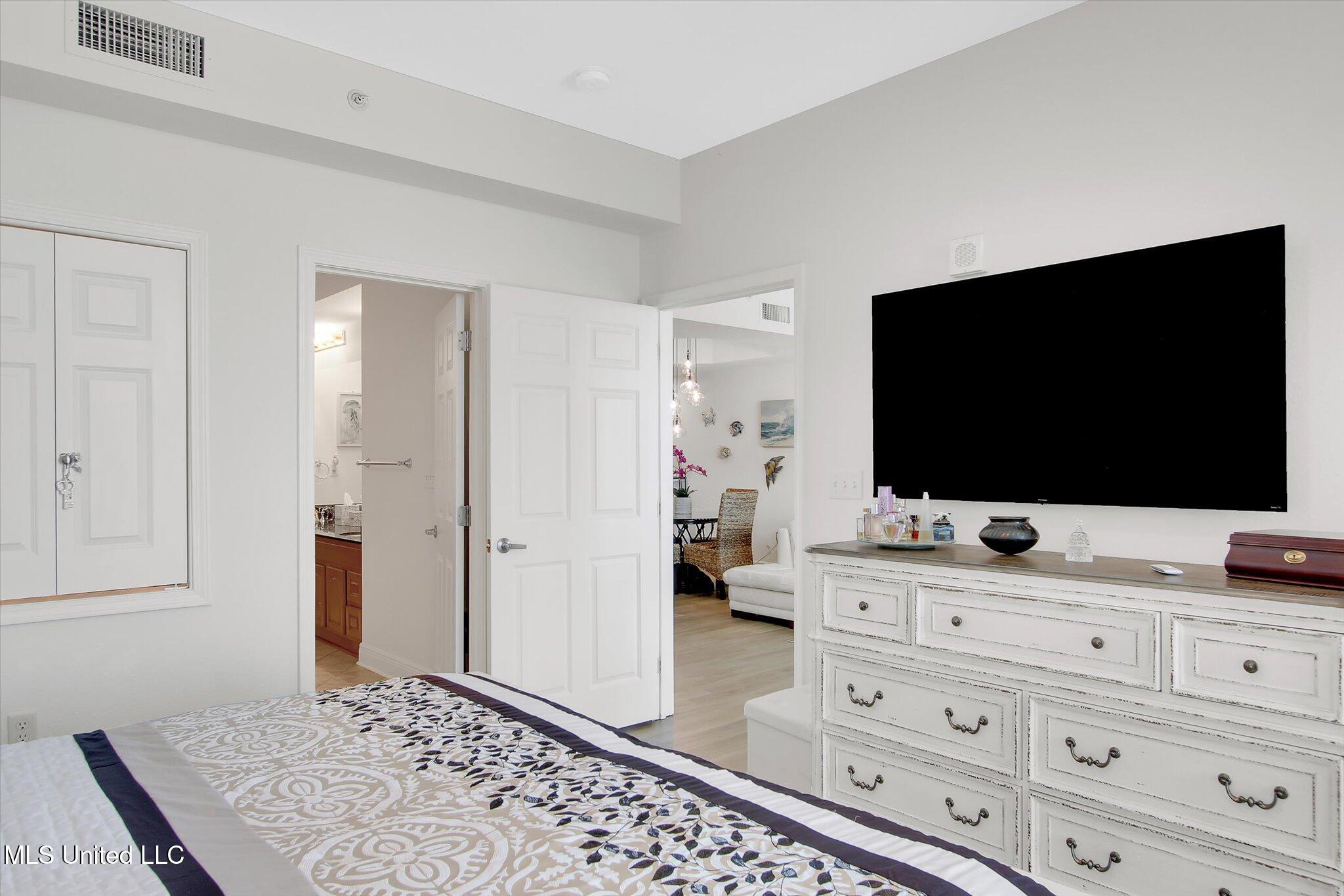 2668 Beach Boulevard #1405, Biloxi, Mississippi image 33
