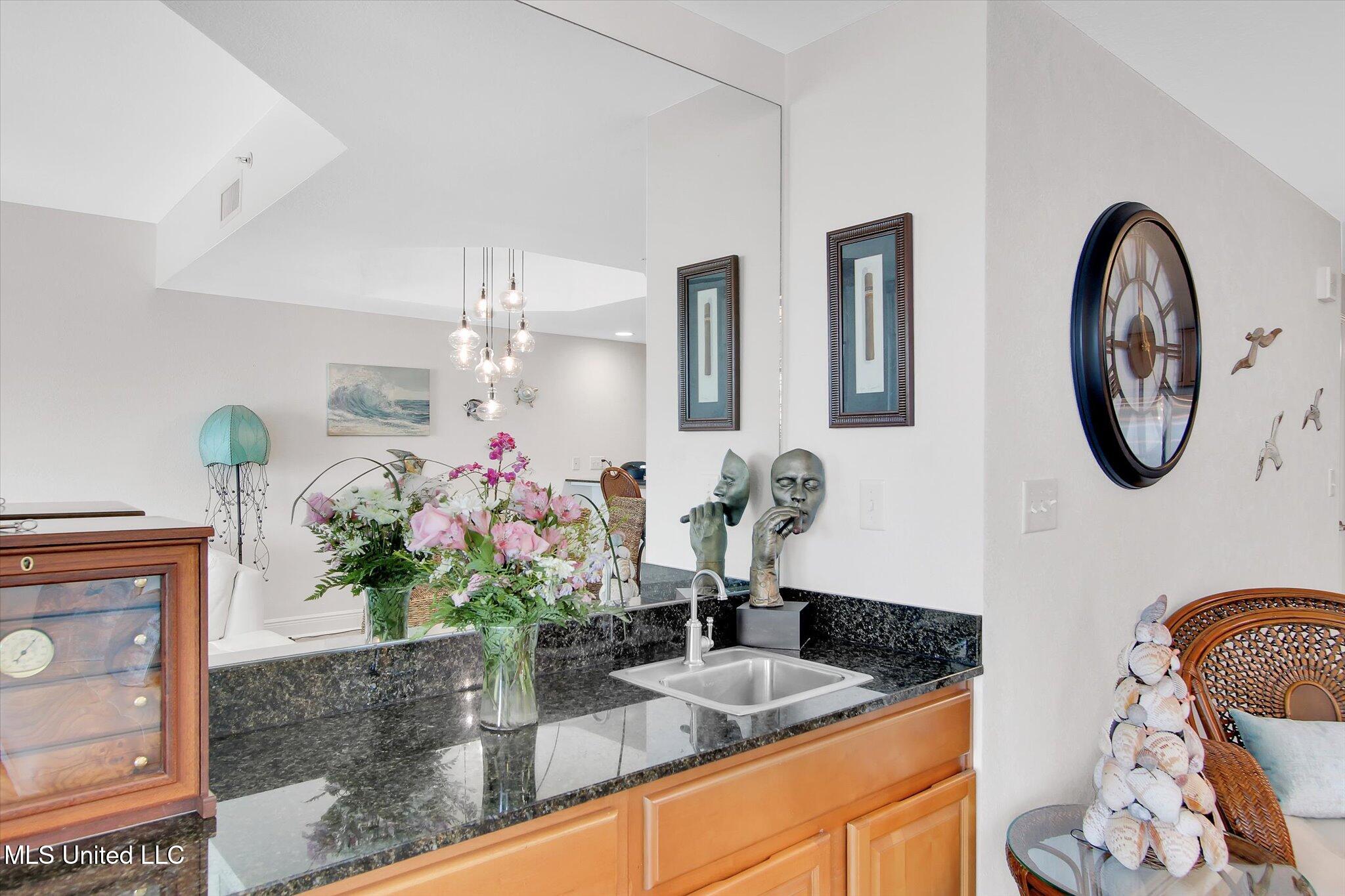 2668 Beach Boulevard #1405, Biloxi, Mississippi image 23