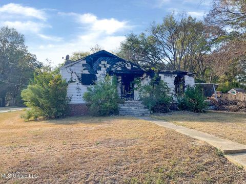 Homes For Sale - 2835 Arbor Hill Drive<br/> Hinds County, Jackson, MS 39212